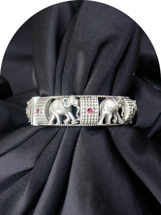 Olifant German Silver Bracelet Kada